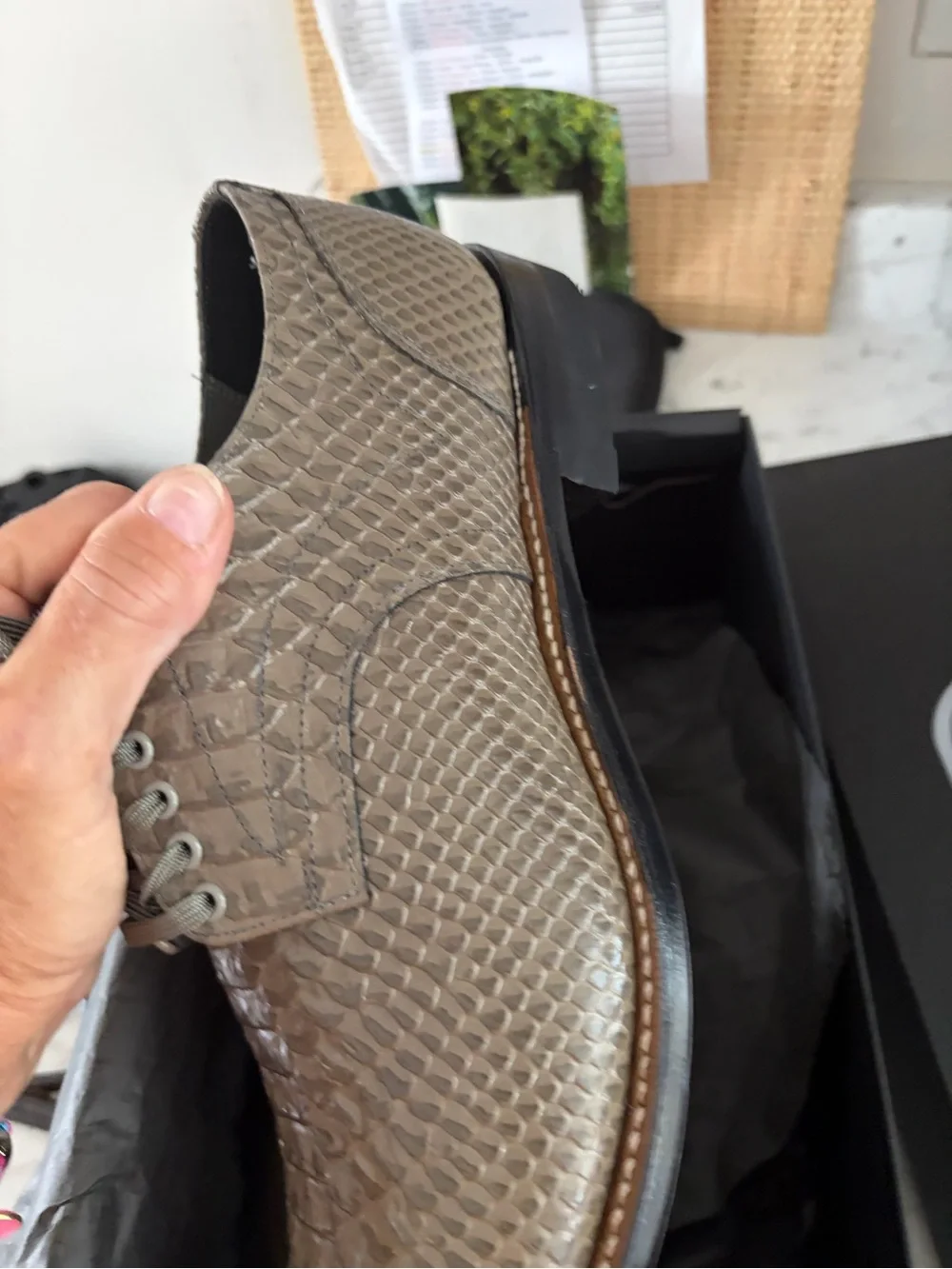Stacy Adams Men's Brown Croc-Embossed Lace-Up Shoes size 8.5 D New